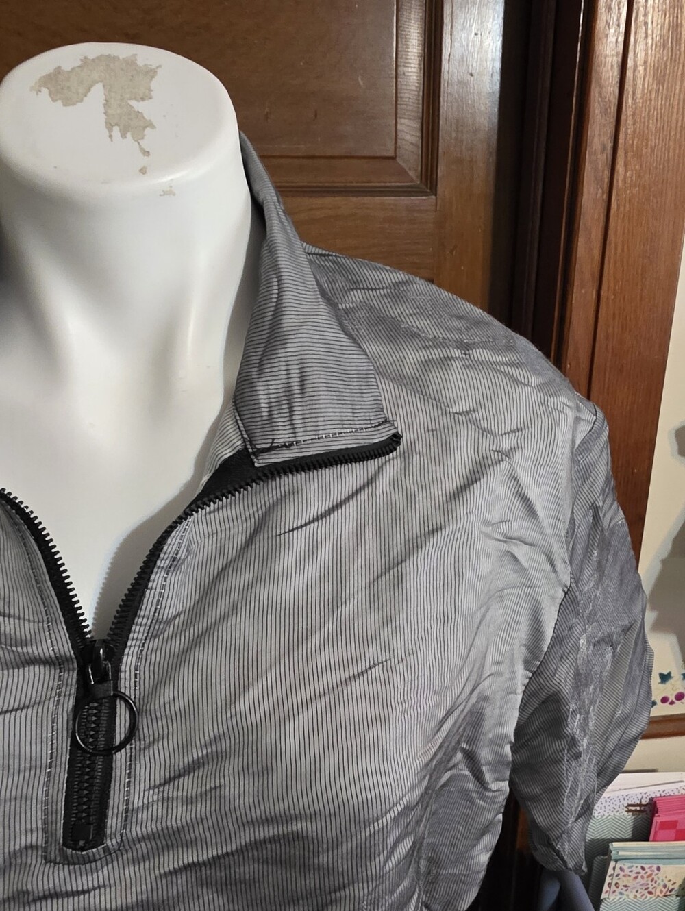 Zaful Metallic Quarter Zip Cropped Windbreaker Jacket Gray Stripe Size XL - Picture 8 of 11